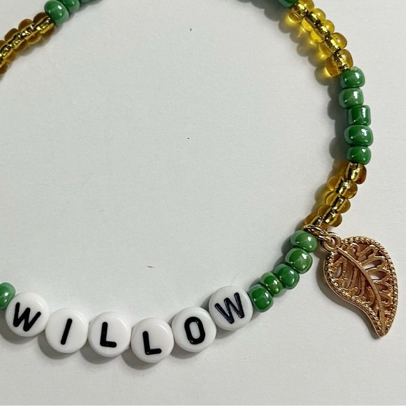 Taylor Swift Eras Tour Friendship Bracelet Willow Evermore with Charm - Picture 2 of 2